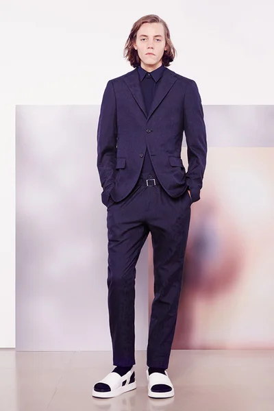 Look 12